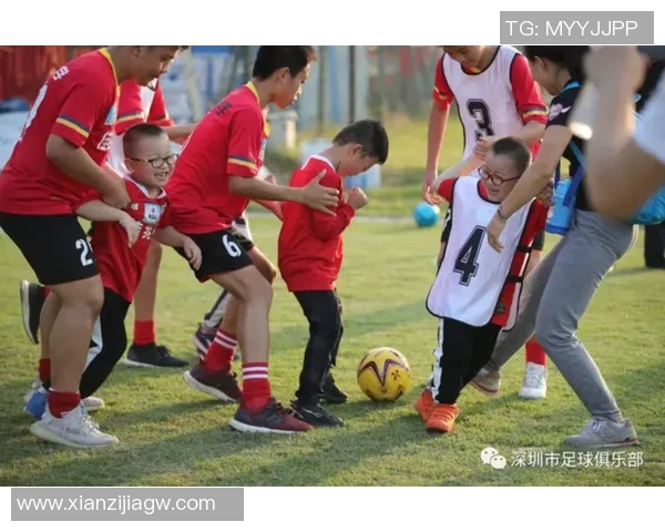 带孩子走进足球世界与明星球员亲密接触的精彩旅程 带孩子走进足球世界与明星球员亲密接触的精彩旅程