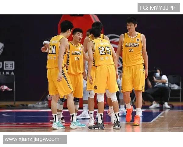 广州篮球队在快速转换中展现的优势与不足分析 广州篮球队在快速转换中展现的优势与不足分析