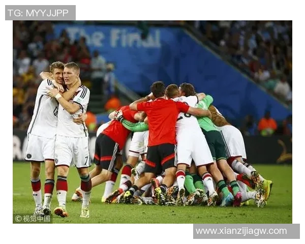 怀念足球传奇星辰陨落的瞬间与永恒的荣耀 怀念足球传奇星辰陨落的瞬间与永恒的荣耀