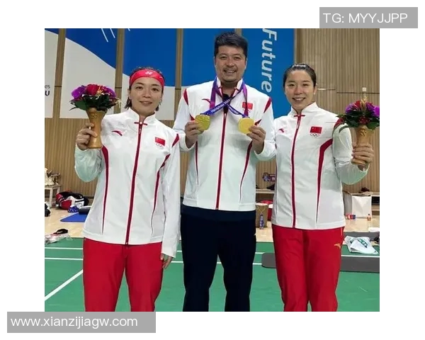 杭州亚运会羽毛球队精彩配合展现团队精神与竞技实力